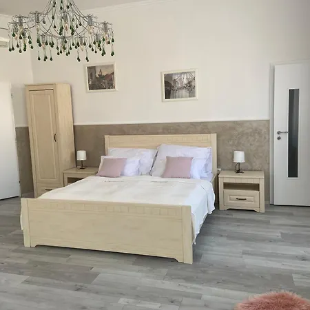 Bihari Guest house Dunajska Streda