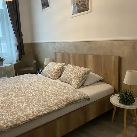 Bihari 3* Dunajská Streda